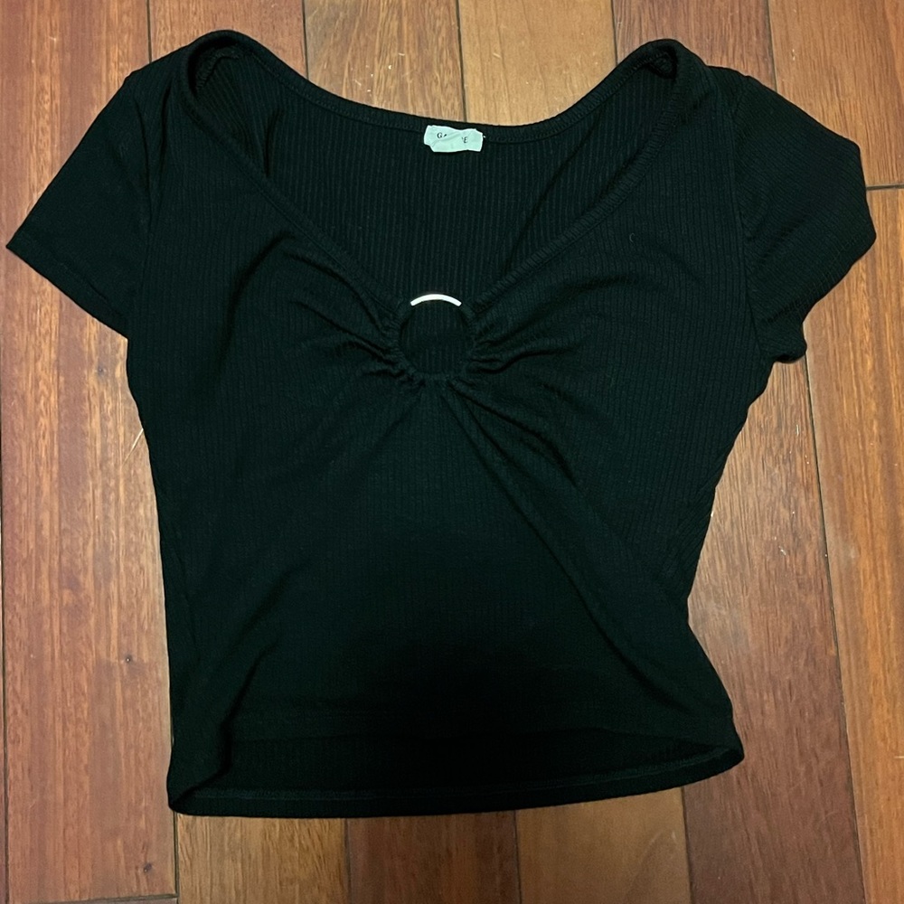 Garage black crop top